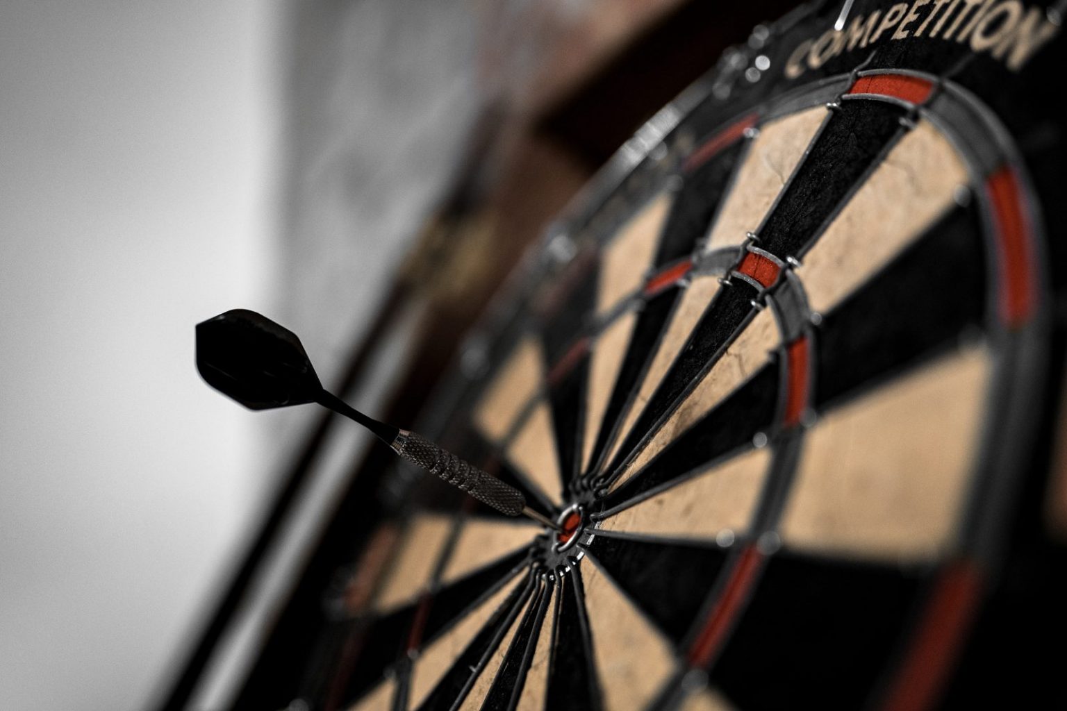 How punting on darts could be a betting bullseye