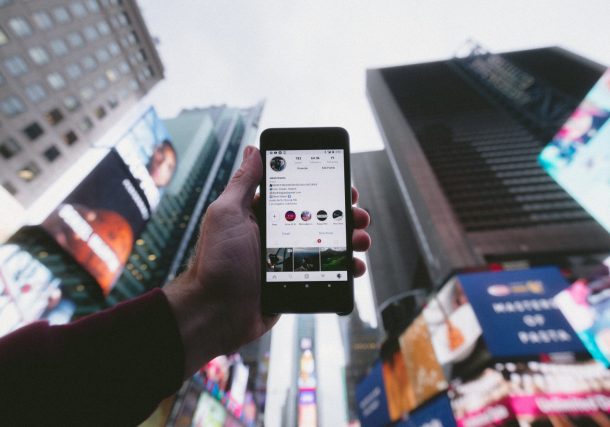 aly="instagram fashion store"