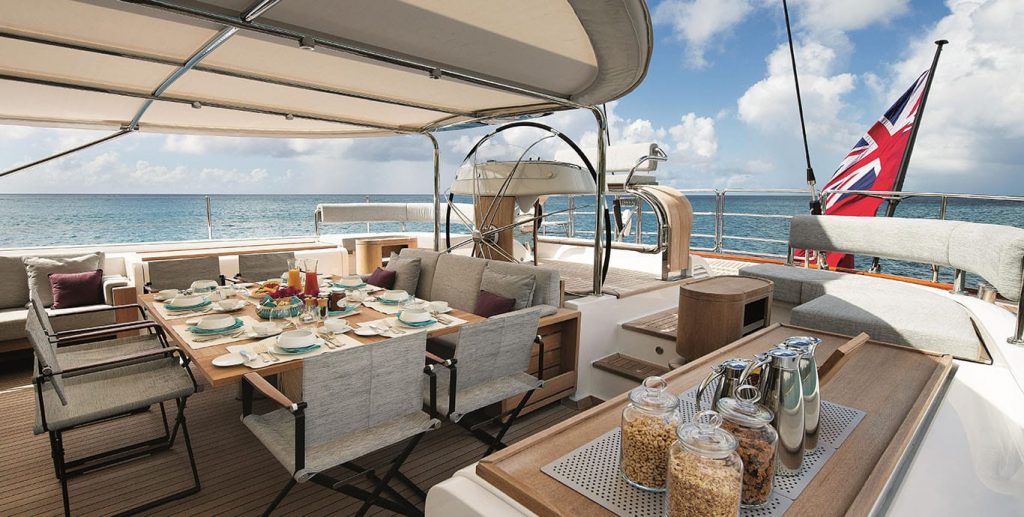 The best 6 sailing yachts for sale