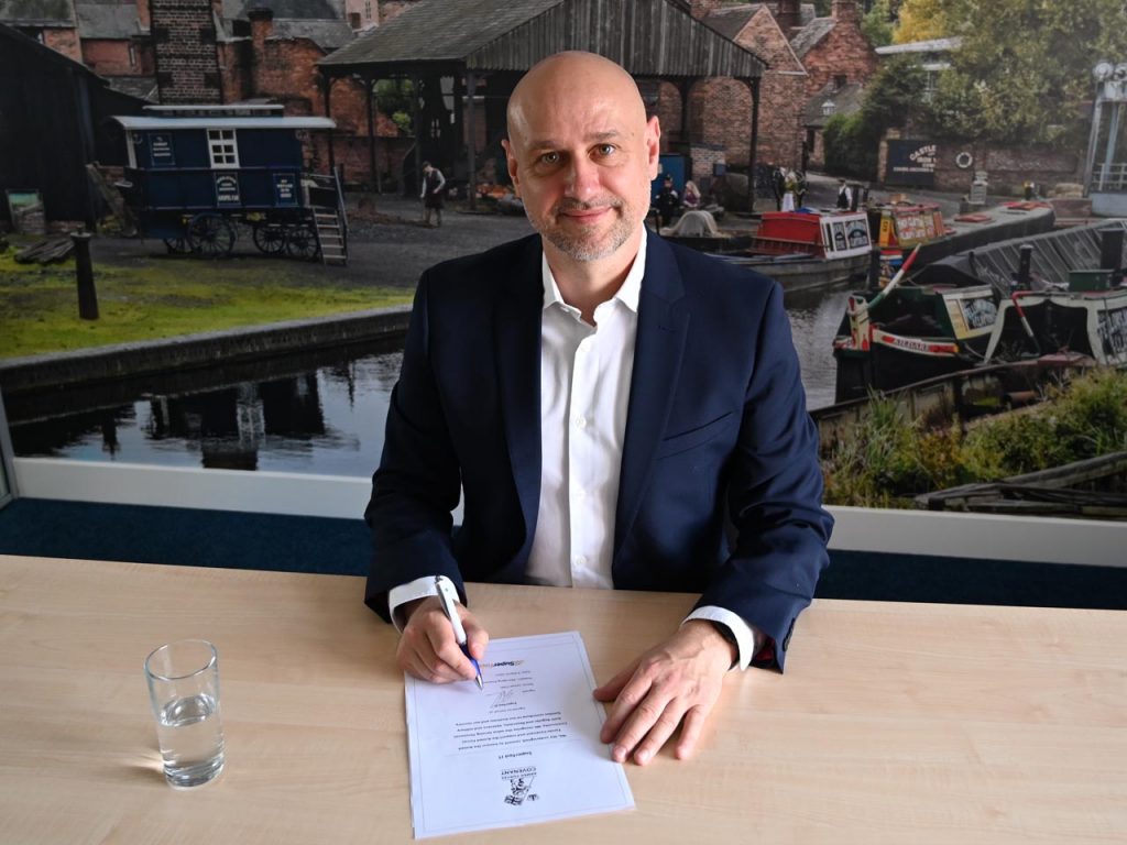 IT support and cyber security business signs Armed Forces Covenant, owing business success to military roots