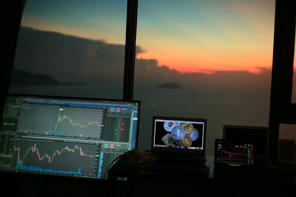 Tether Becoming More Centralized After Freezing $160 Million Across 3 Addresses – is HUH the New Alternative?