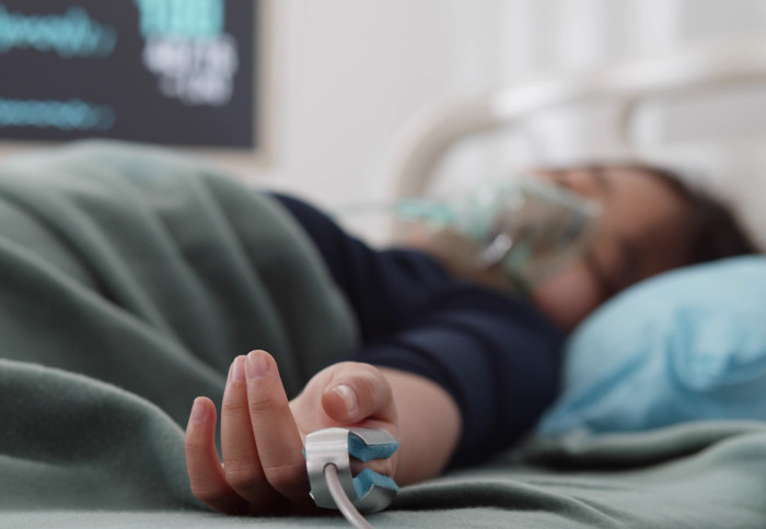 child in intensive care