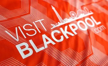 Visit Blackpool.com Logo - Red background White text 2