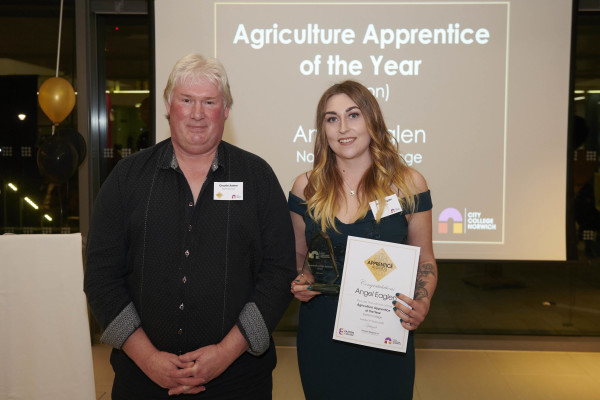 Web Angel Eaglen Agriculture Apprentice of the Year Photo credit ANDI SAPEY