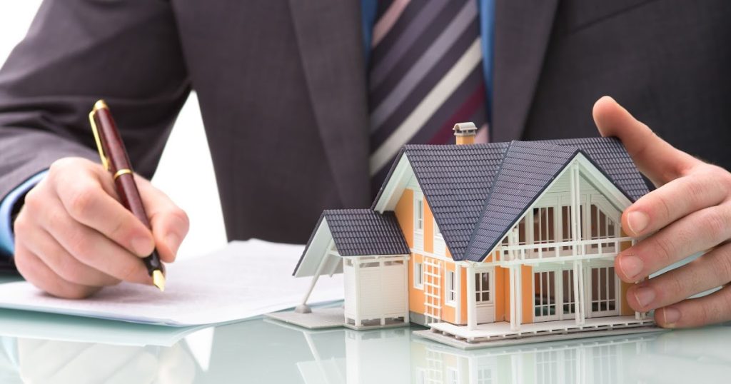 TOP 13 COMMERCIAL BRIDGING FINANCE & LOANS: 2022 COMPARISON