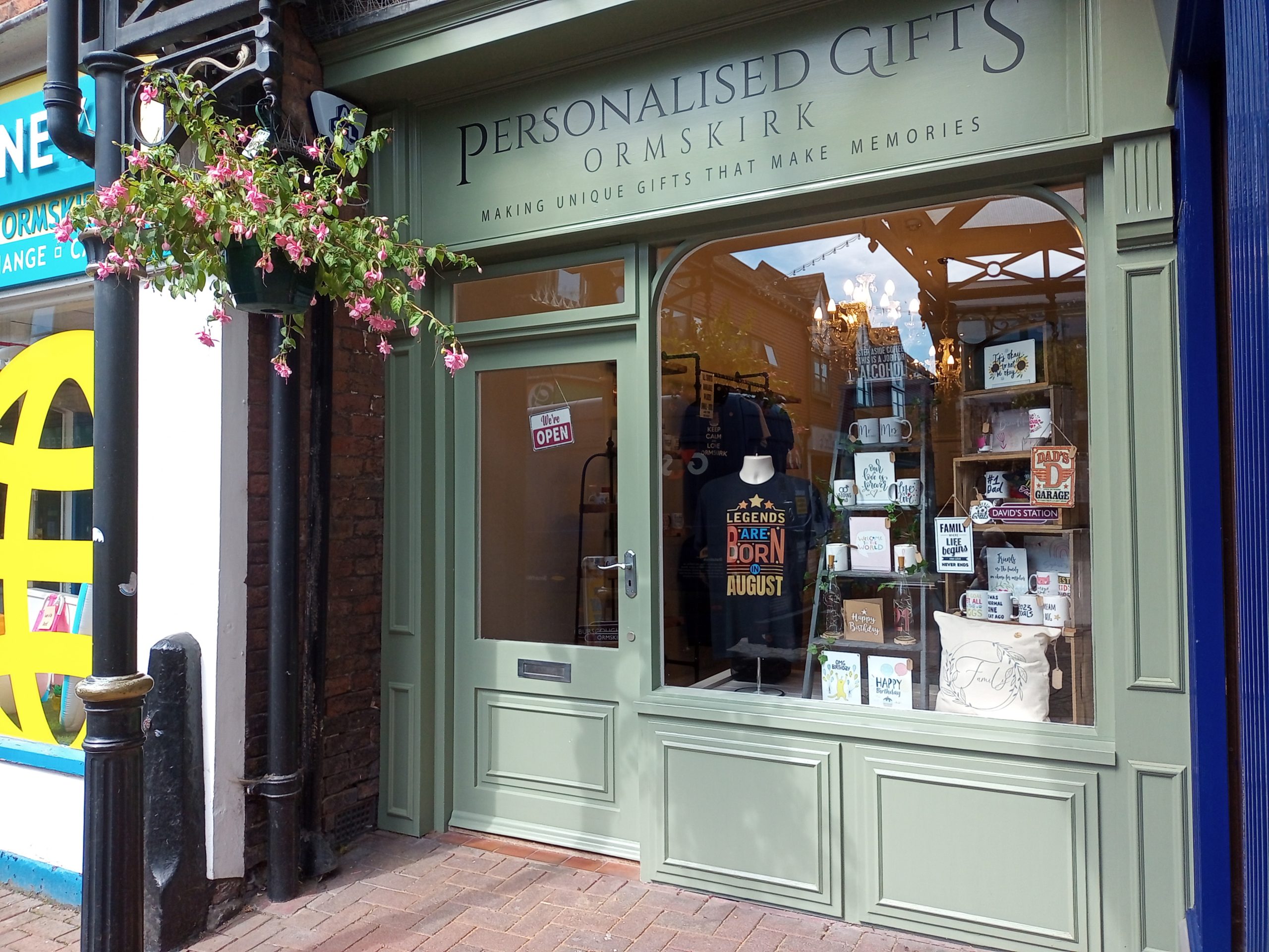 Excitement as female owned personalised gift shop announces opening in ...