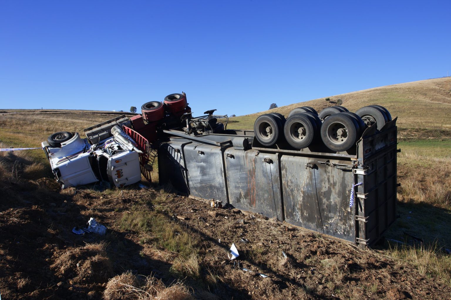 Tips and tricks to avoid truck accidents