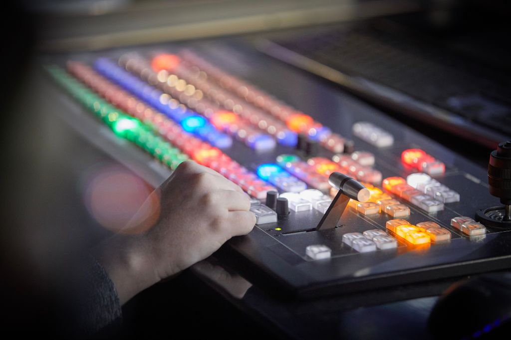 Radio broadcasting mixer