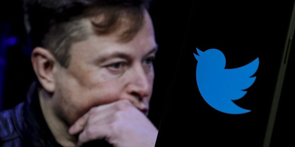 Twitter suspends $8 checkmark sign-ups amid trolling wave: Report
