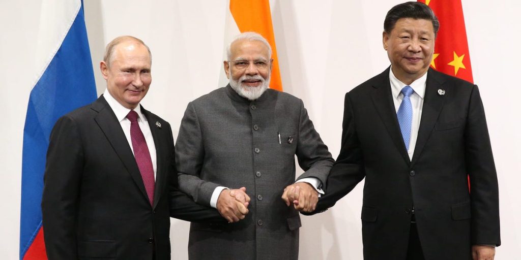 India and China Still Buy Russian Oil, But They Demand Big Discounts