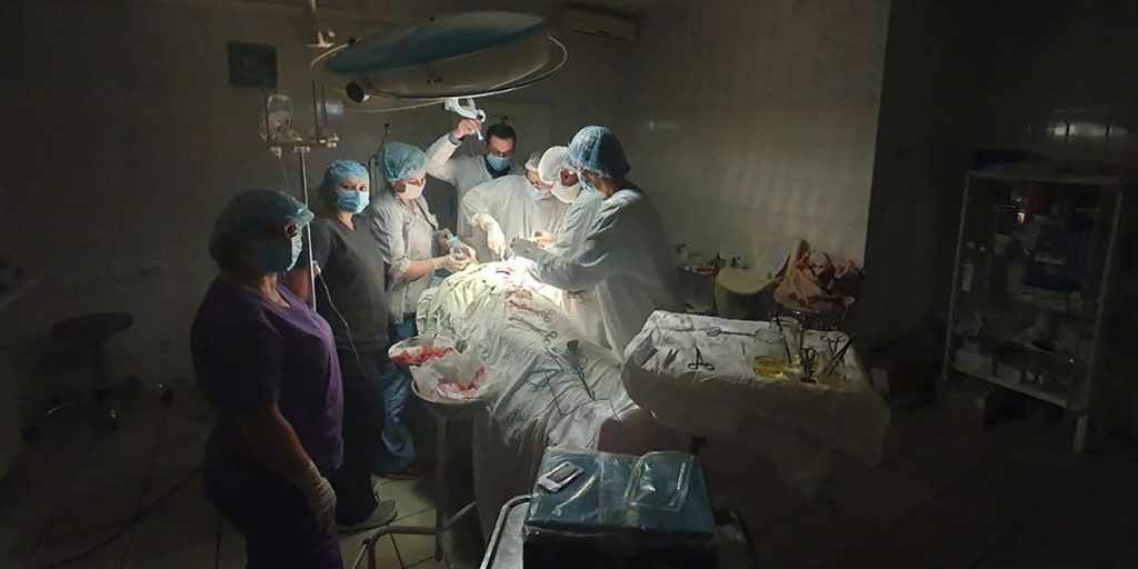Ukrainian Surgeon Used Headlamp during Blackouts in Lviv