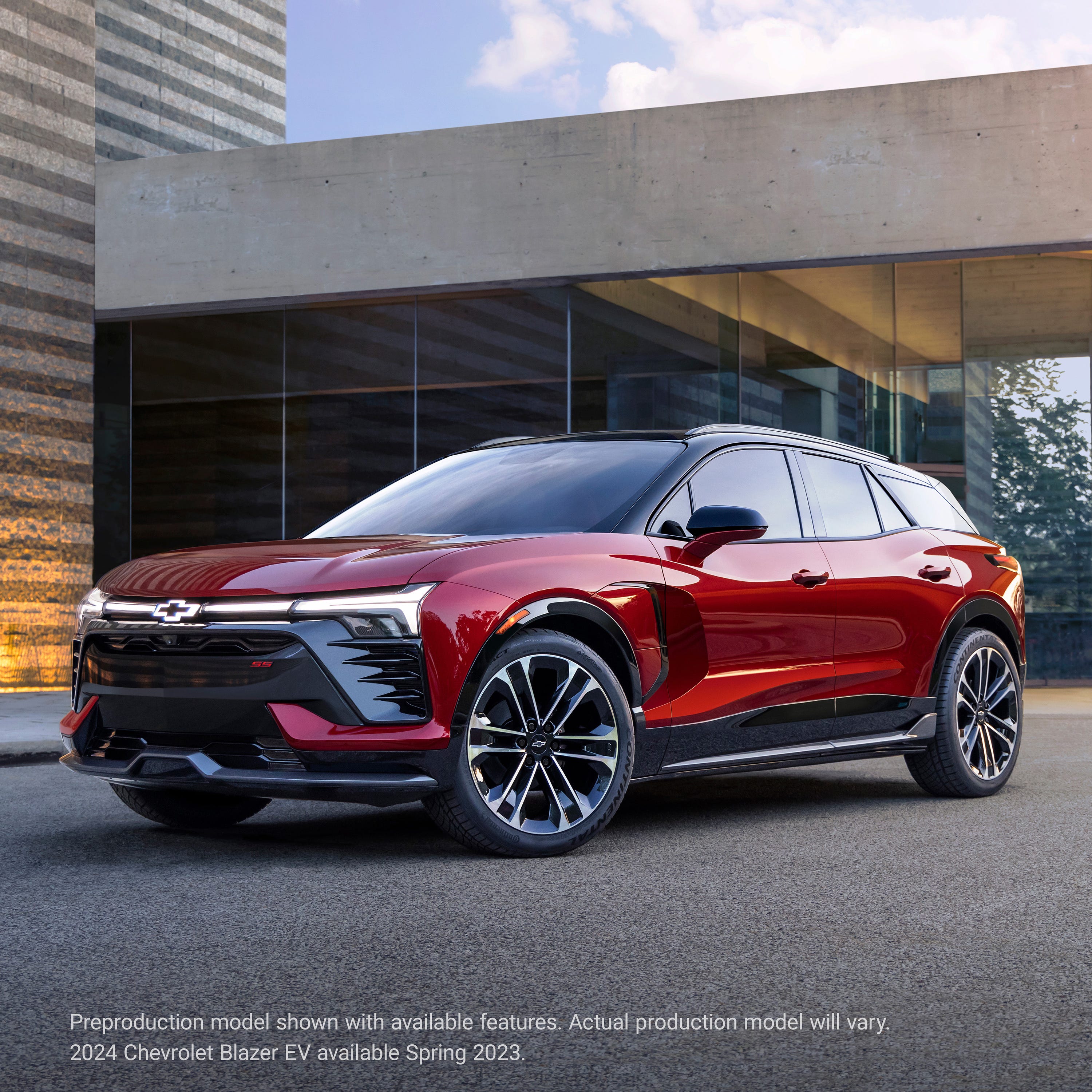 [EMARGO 7/18 DNP] The Chevrolet Blazer EV SS electric SUV.