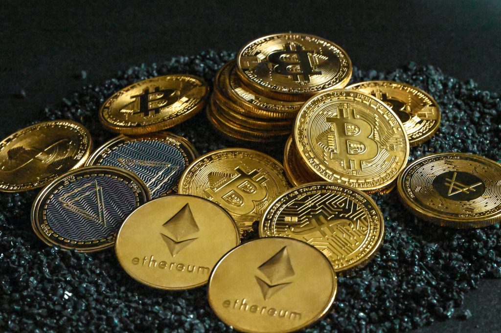 Top 5 crypto layoffs and bankruptcies in 2023 News Anyway