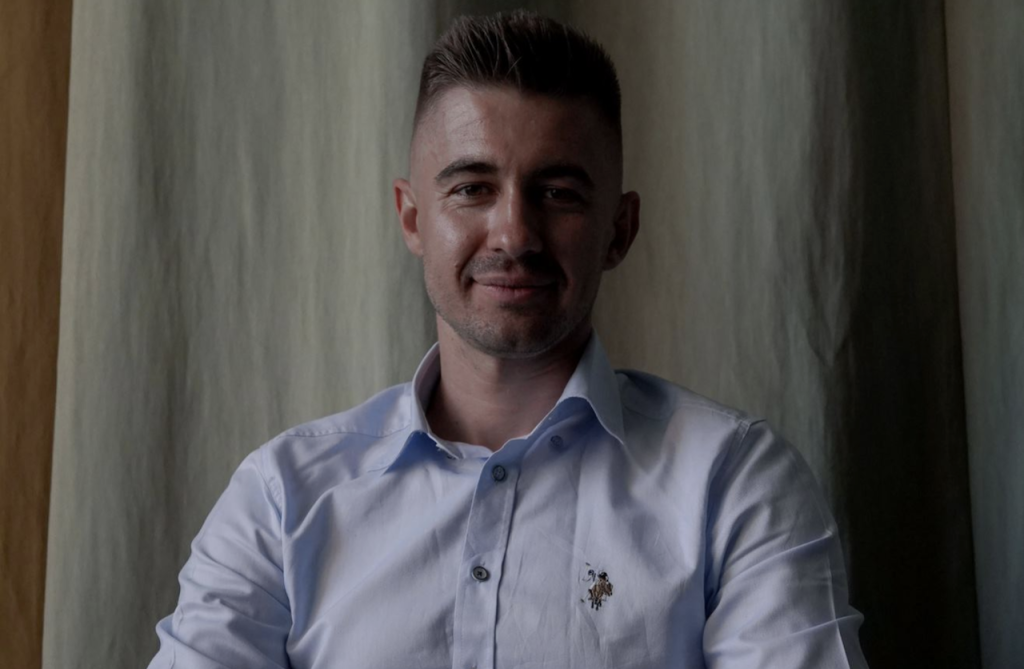 Autonomous Logistics