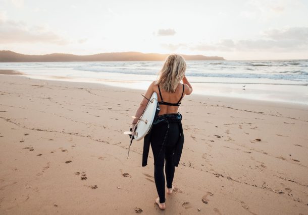 Essential Surfing Tips for Beginners: Starting Your Journey with Confidence