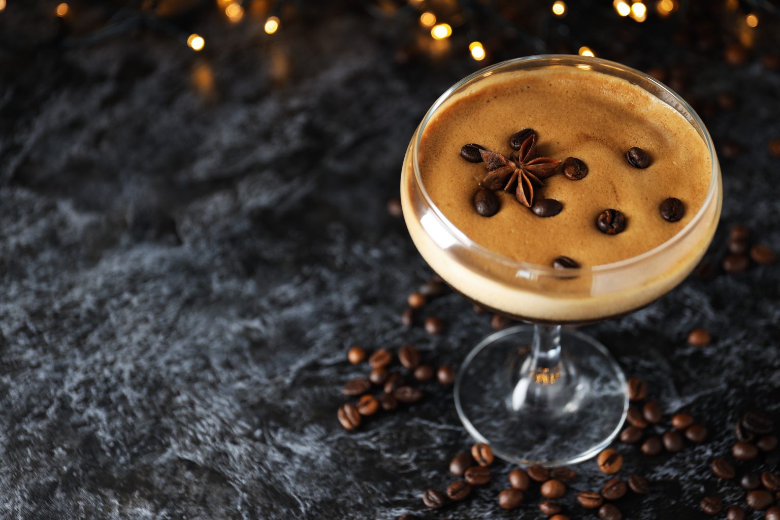 Coffee Cocktails: Creative Coffee Infusions for Pubs and Bars Coffee Cocktails: Creative Coffee Infusions for Pubs and Bars