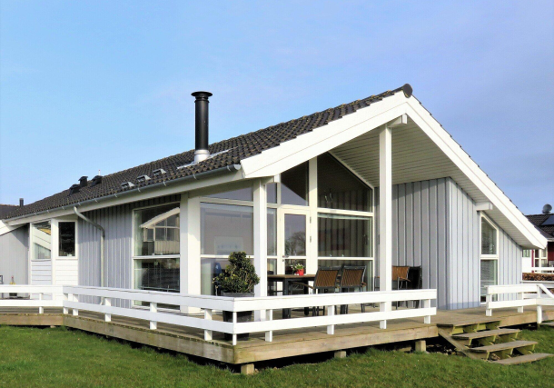 The Rise of Prefab Cottage Homes: A Modern Twist on Traditional Cabins