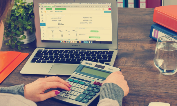 Balancing Success: 11 Key Benefits of Professional Bookkeeping Services for Small Businesses