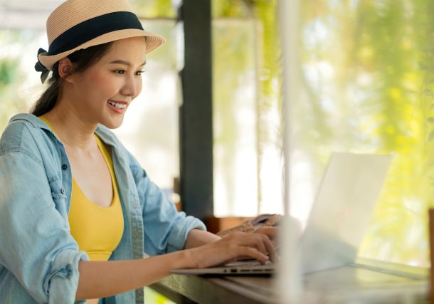 Embracing Nomadic Freedom: A Guide to Becoming a Digital Nomad and Enjoying Independence