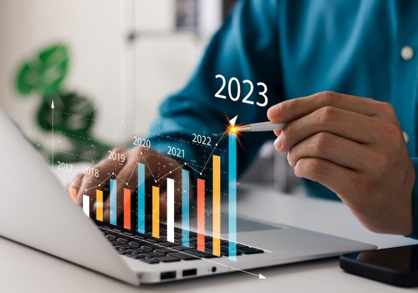 Jinko Solar's 2023 Q4 Financial Milestones Revealed