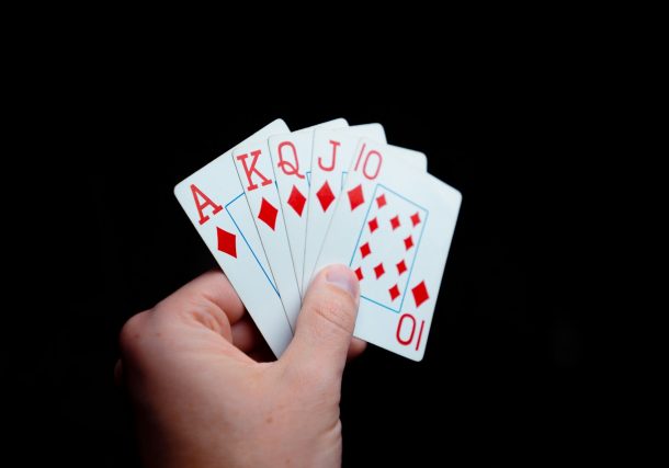 Learn the Basics: A Guide on How to Play Texas Hold'em for Amateur Poker Players