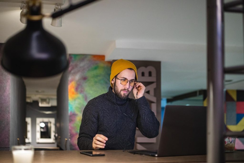 Essential Success Strategies for Struggling Instagram Influencers in 2024