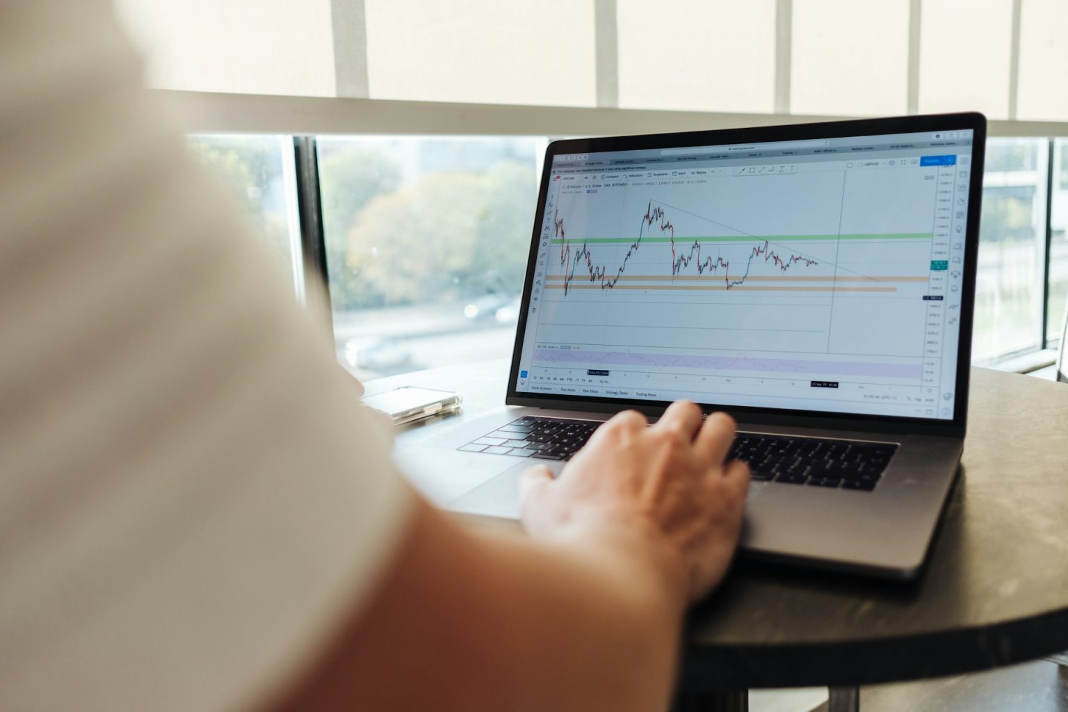 Technical Analysis vs. Order Flow: Understanding the Key Differences for Better Trading Decisions Technical Analysis vs. Order Flow: Understanding the Key Differences for Better Trading Decisions