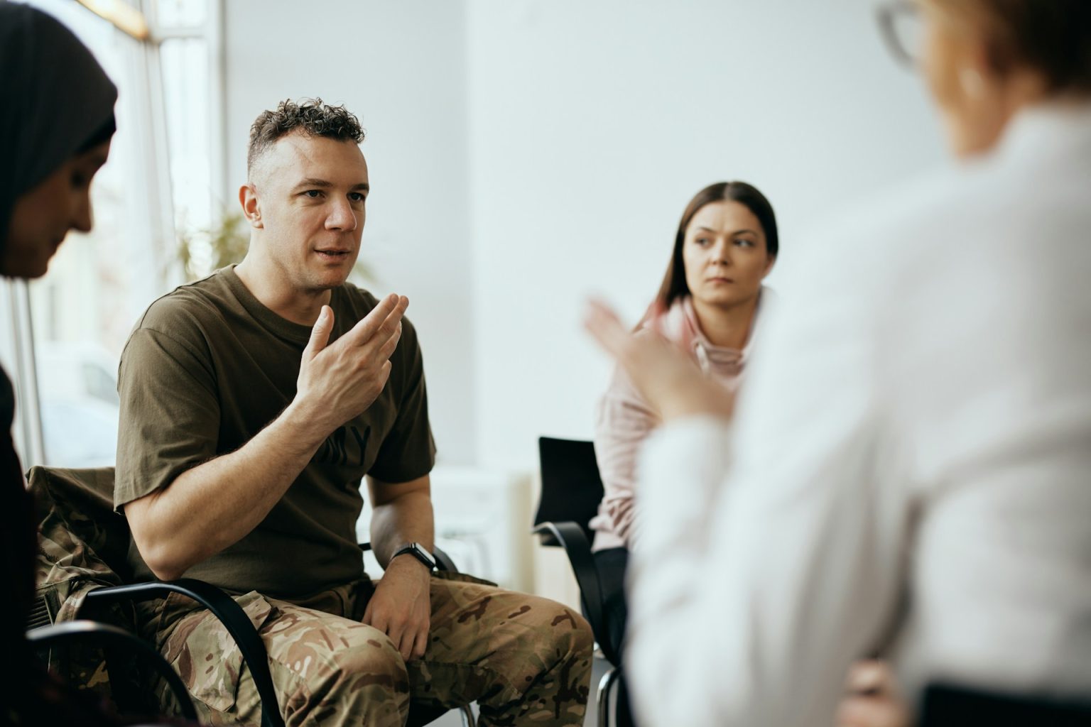 A New Mission for Well-being: 5 Essential Sober Living Tips for Veterans