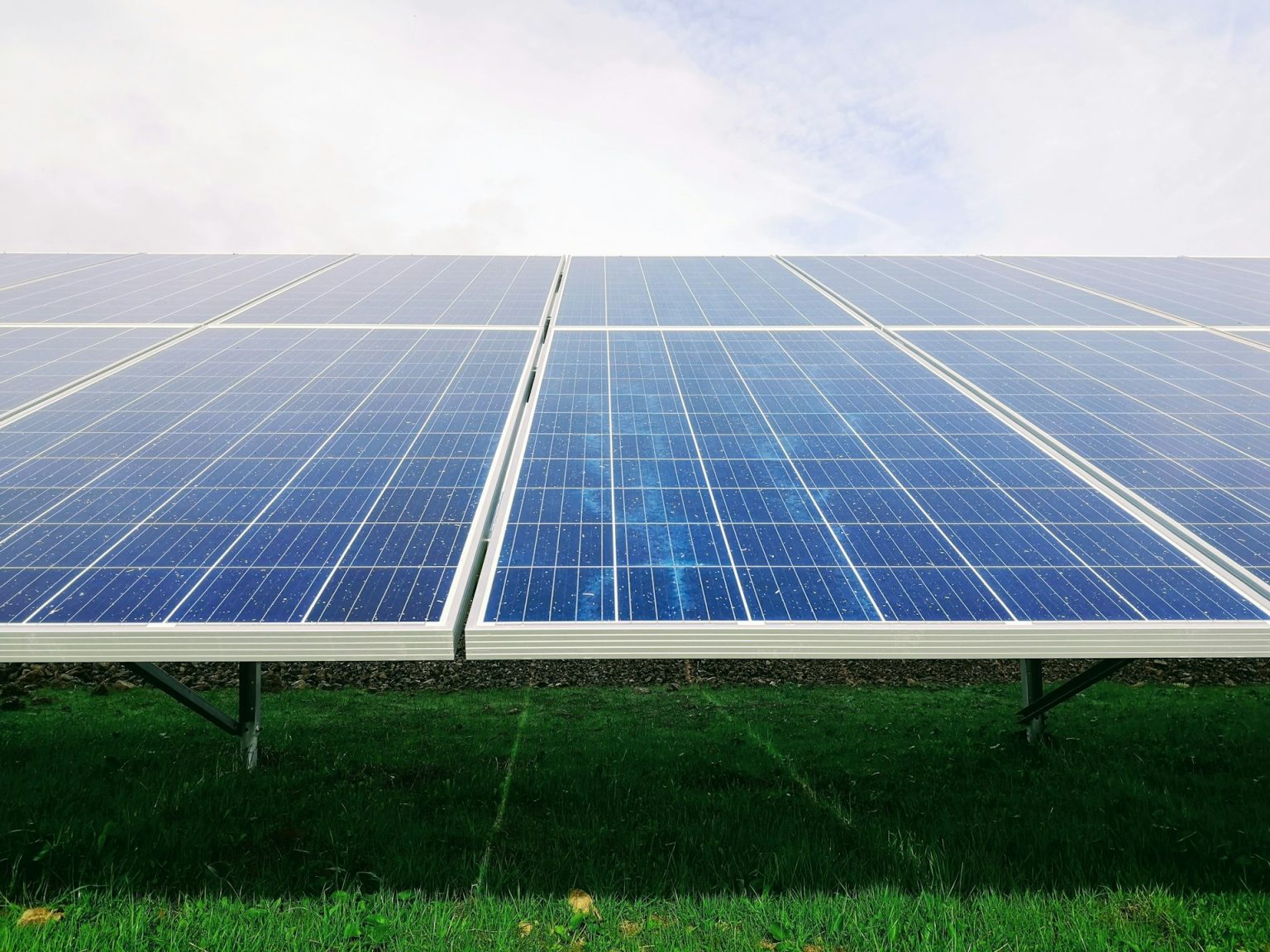 Solar Energy Myths Debunked – Separating Fact from Fiction