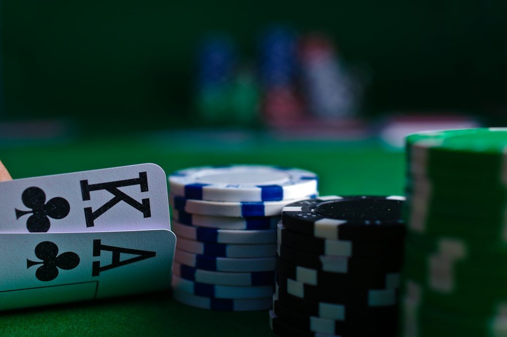 Why Poker Is A Natural Training Ground for Video Game Players in Strategy-Focused Genres