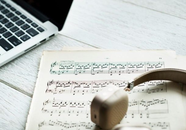 One-click access to global streaming with MusicAlligator