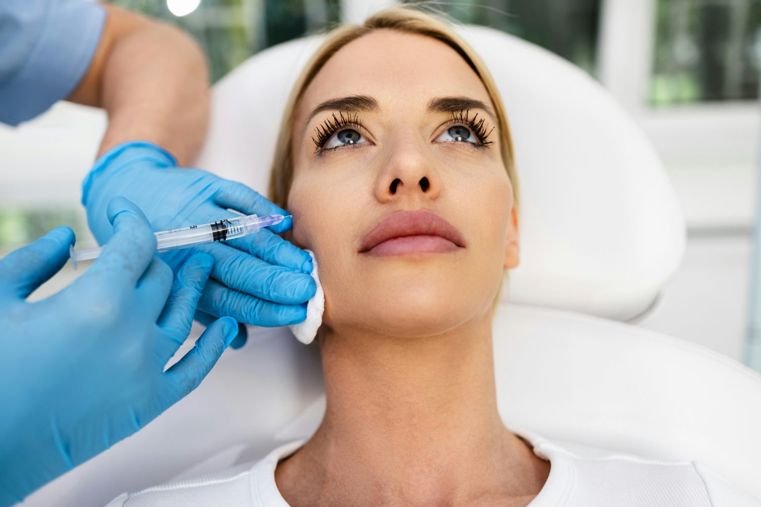 Safe and Advanced Dermal Fillers in Dubai