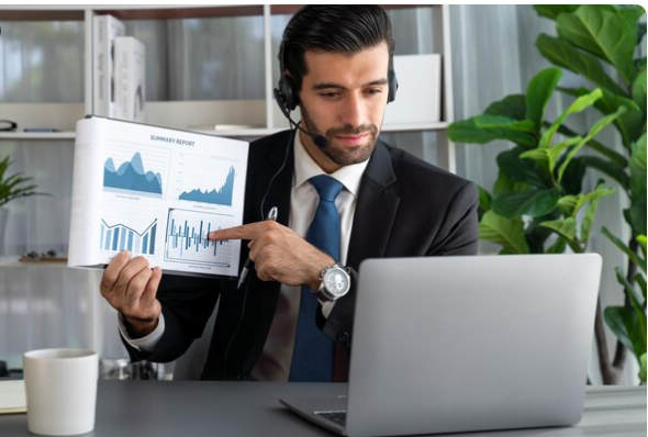 Salesforce’s Marc Benioff Declares ‘Slack is the Digital HQ,’ But Is Anyone Listening? Salesforce’s Marc Benioff Declares 'Slack is the Digital HQ,'