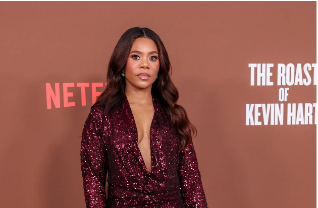 Regina Hall at the Kevin Hart Roast Regina Hall at the Kevin Hart Roast