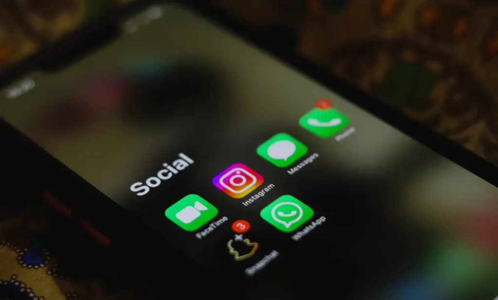 Hold Down the Plus Button: The iOS 26 iMessage Photo Shortcut That Saves You Taps iMessage photo shortcut